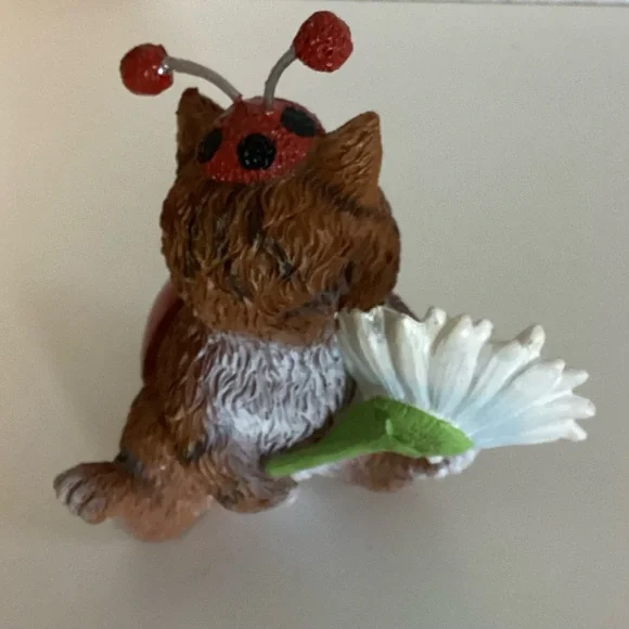 Hamilton Collection Cute As A Bug. Cat - Picture 2 of 6